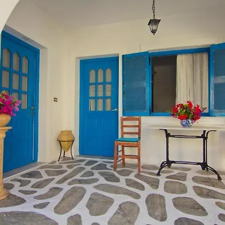 מלון Amfitriti 5*